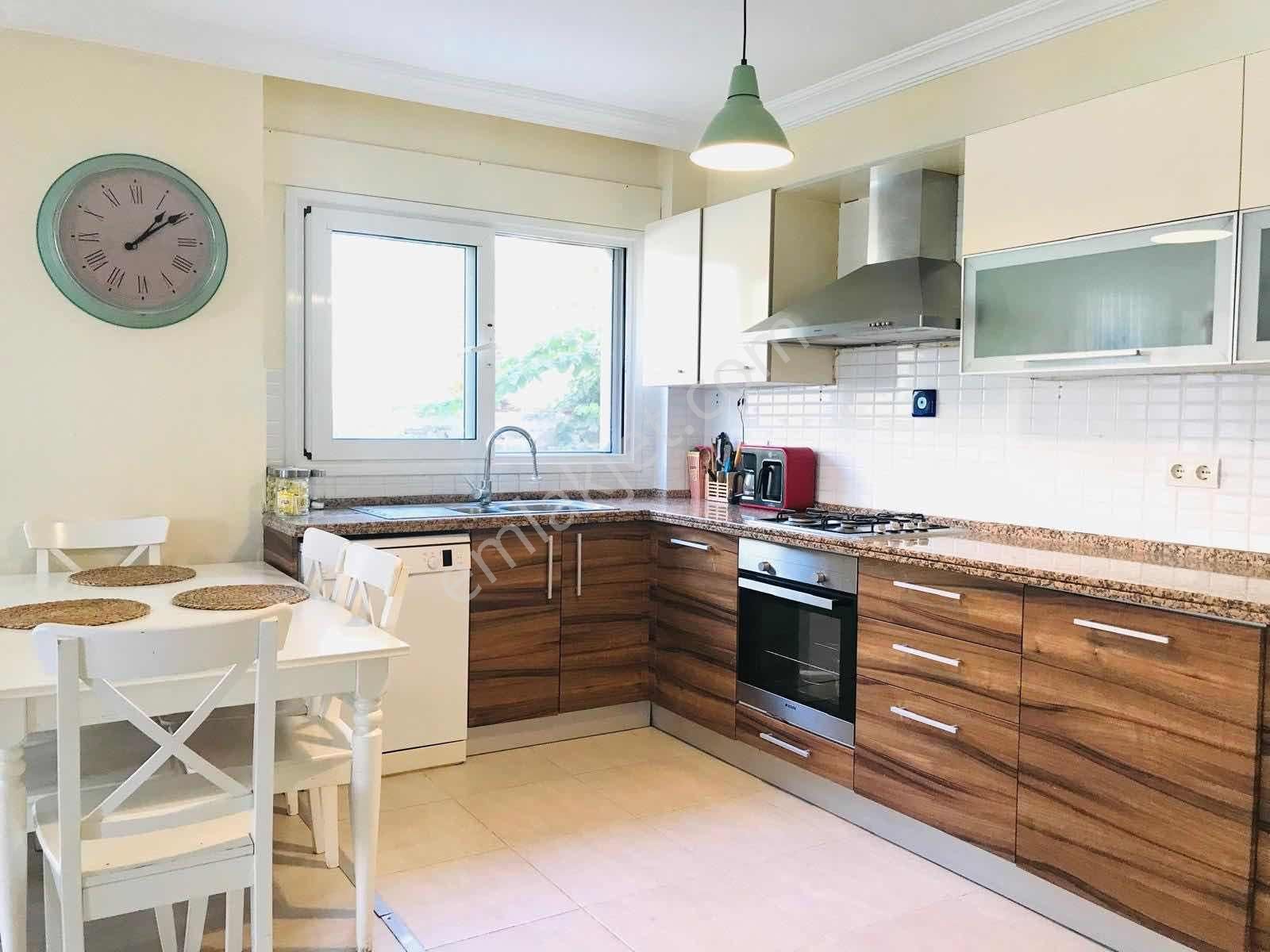 Kuşadası Lenapark Rezidansta Satılık 2+1 Bahçe Katı - Görsel 24