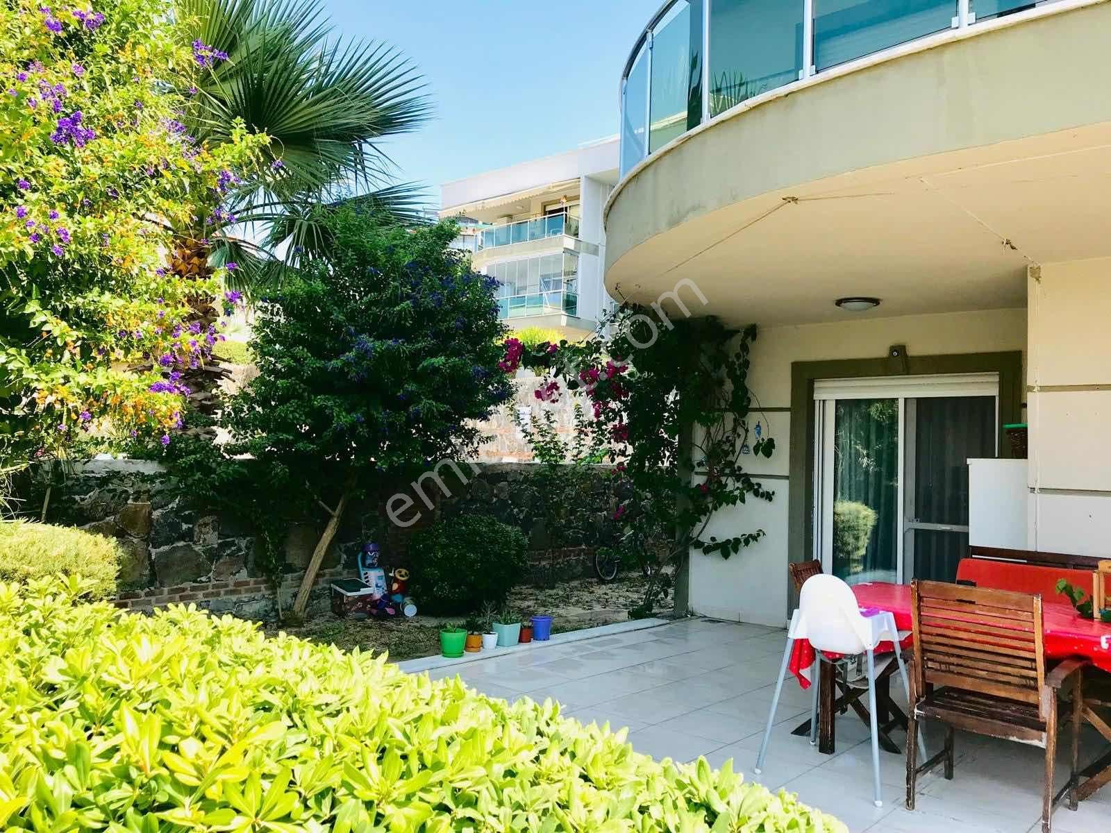 Kuşadası Lenapark Rezidansta Satılık 2+1 Bahçe Katı - Görsel 3