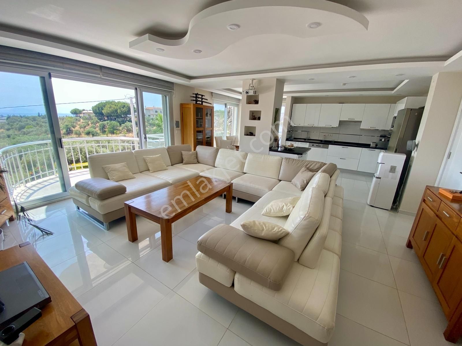 Kuşadası'nda Hayallerinizi Zorlayan 5+2 1250m2 Lüks Villa - Görsel 5