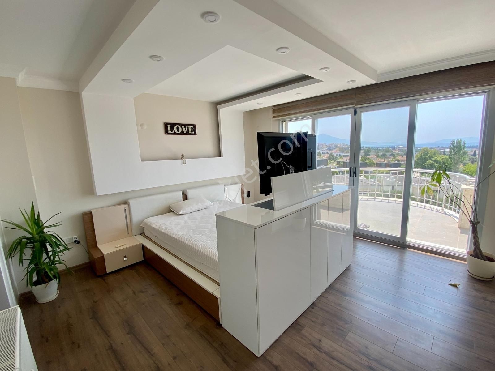 Kuşadası'nda Hayallerinizi Zorlayan 5+2 1250m2 Lüks Villa - Görsel 34