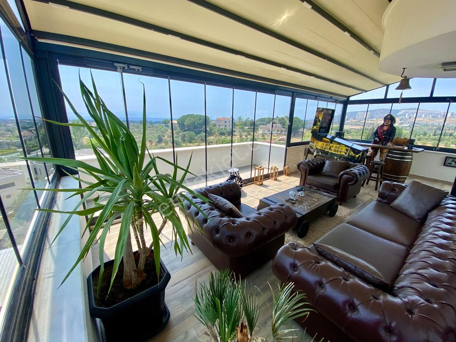 Kuşadası'nda Hayallerinizi Zorlayan 5+2 1250m2 Lüks Villa - Görsel 17