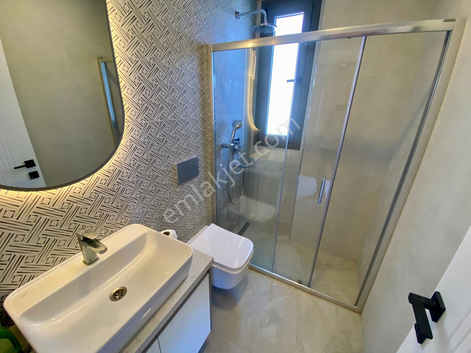 Kuşadası'nda Özel Havuzlu Tam Müstakil 4+1 Sıfır Lüks Villa - Görsel 35