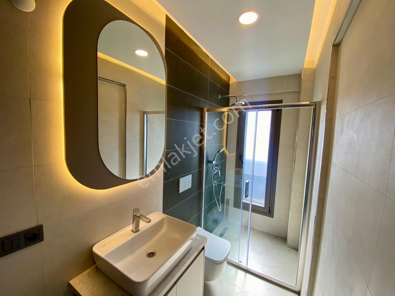 Kuşadası'nda Özel Havuzlu Tam Müstakil 4+1 Sıfır Lüks Villa - Görsel 20