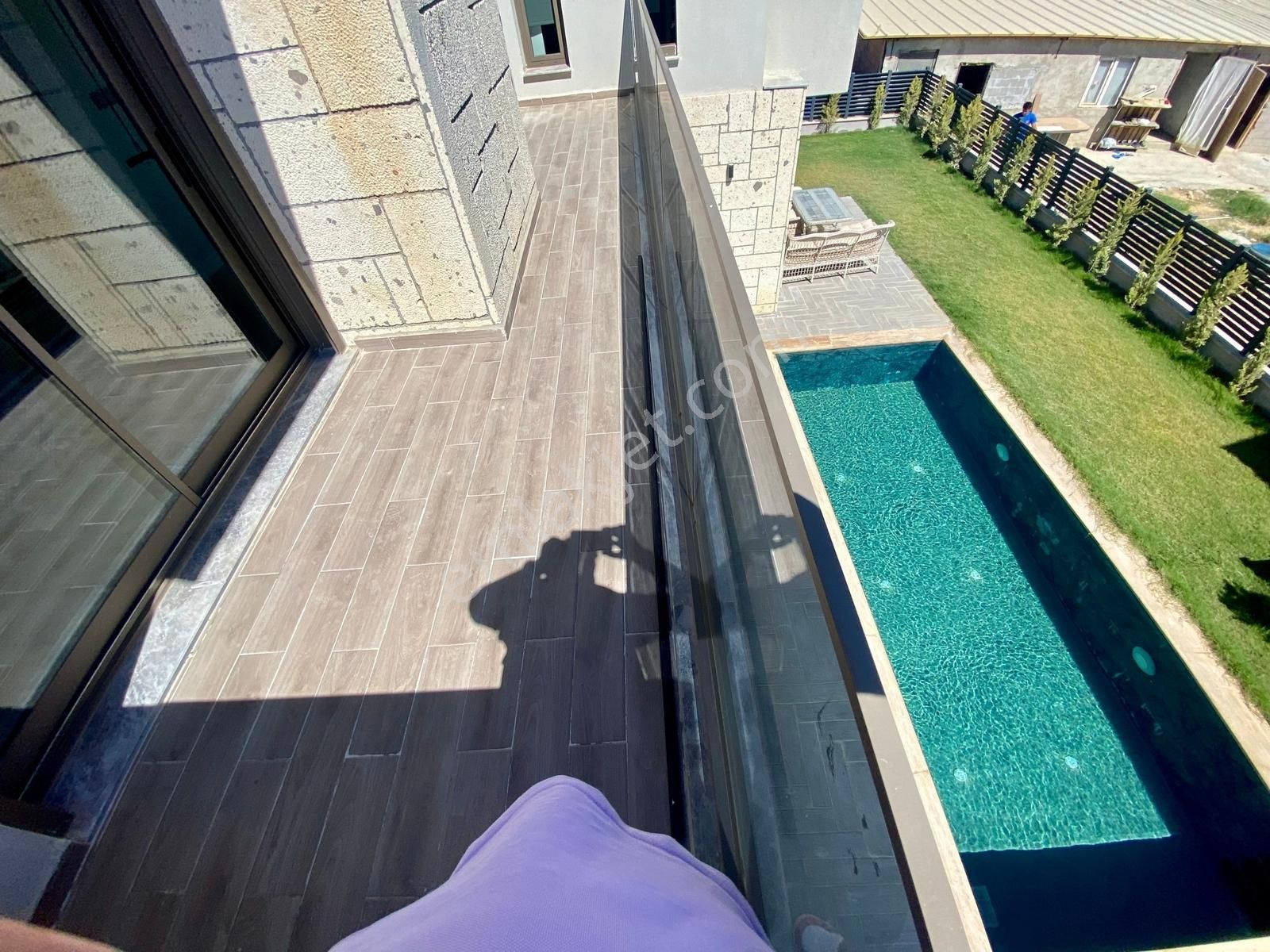 Kuşadası'nda Özel Havuzlu Tam Müstakil 4+1 Sıfır Lüks Villa - Görsel 33