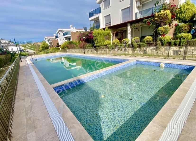 Kuşadası'nda Muhteşem Konumda 5+2 Yatırımlık Tripleks Villa - Görsel 13