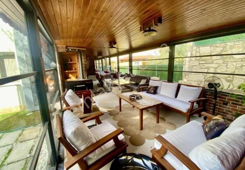 Kuşadası'nda Muhteşem Konumda 5+2 Yatırımlık Tripleks Villa - Görsel 5