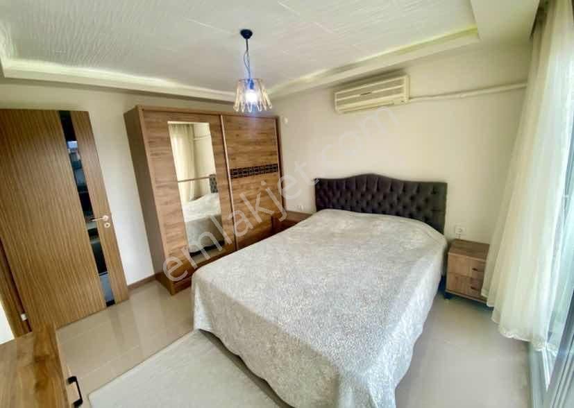 Kuşadası'nda Muhteşem Konumda 5+2 Yatırımlık Tripleks Villa - Görsel 33