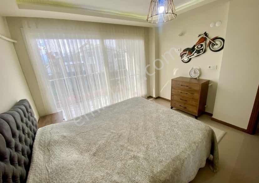 Kuşadası'nda Muhteşem Konumda 5+2 Yatırımlık Tripleks Villa - Görsel 4