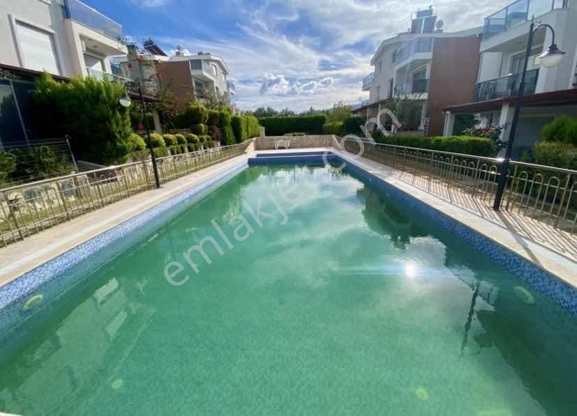 Kuşadası'nda Muhteşem Konumda 5+2 Yatırımlık Tripleks Villa - Görsel 8