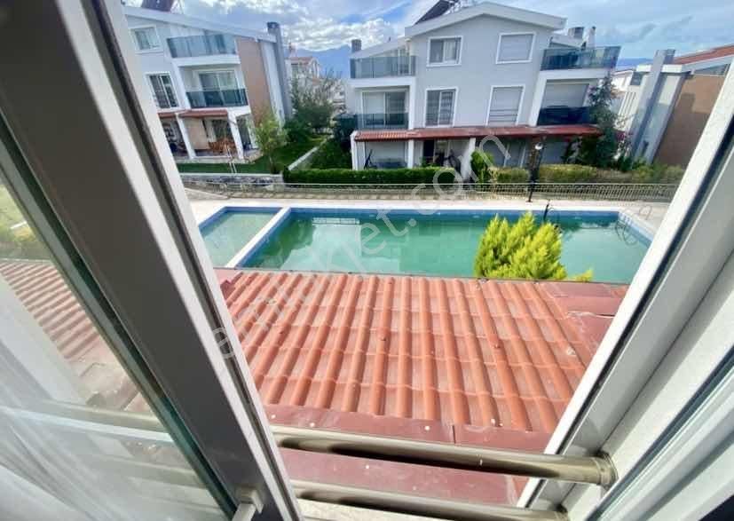 Kuşadası'nda Muhteşem Konumda 5+2 Yatırımlık Tripleks Villa - Görsel 19