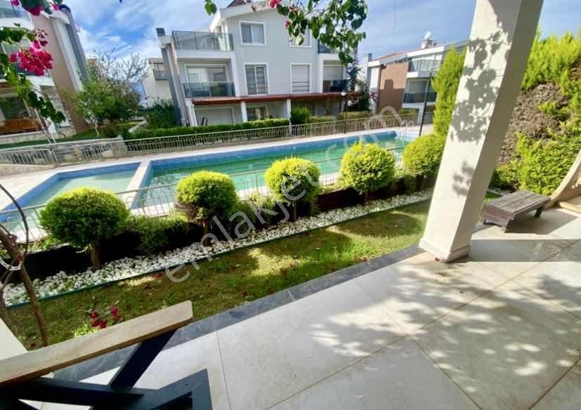 Kuşadası'nda Muhteşem Konumda 5+2 Yatırımlık Tripleks Villa - Görsel 11