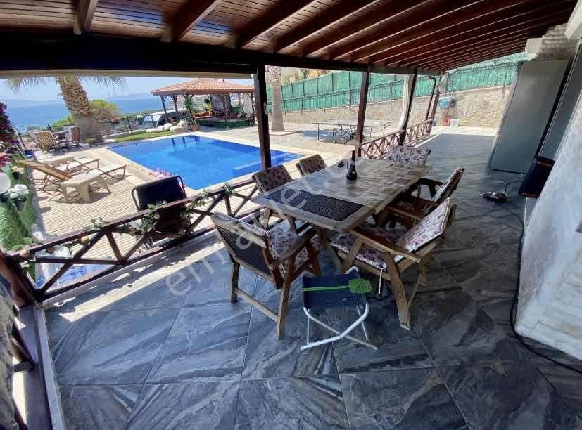 Kuşadası'nda Müstakil Havuzlu Deniz Manzaralı 5+1 Lüks Villa - Görsel 25