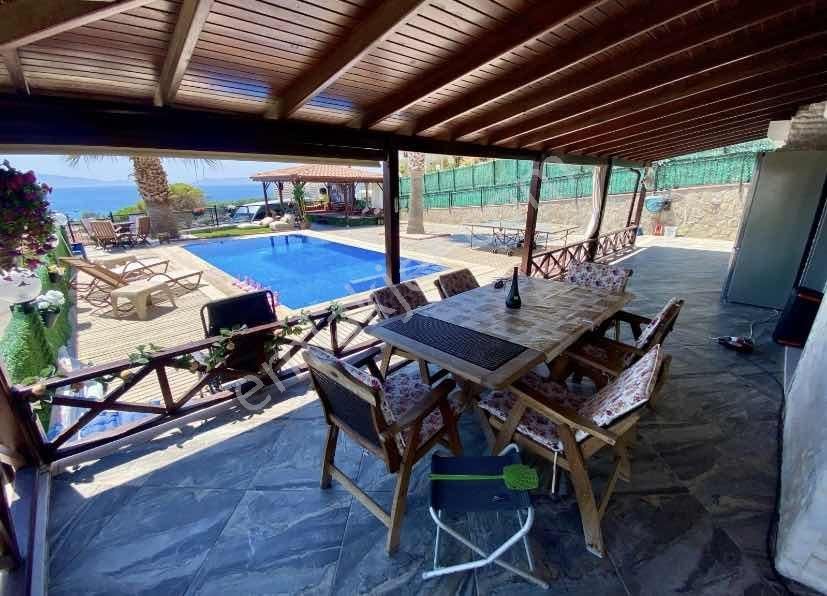Kuşadası'nda Müstakil Havuzlu Deniz Manzaralı 5+1 Lüks Villa - Görsel 6