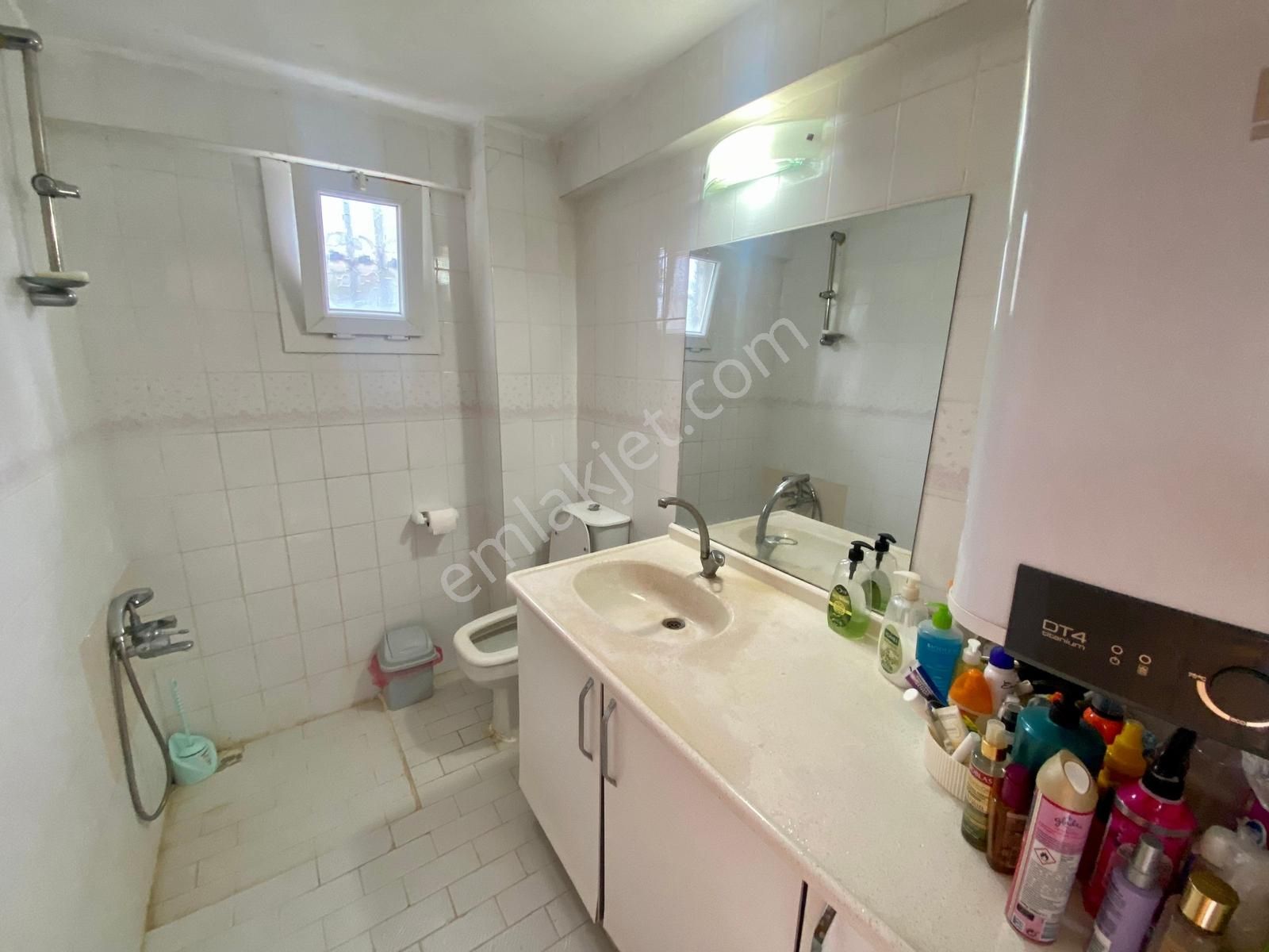 Kuşadası'nda 4+1 (120m2 Özel Bahçe Alanı) Havuzlu Sitede Villa - Görsel 17