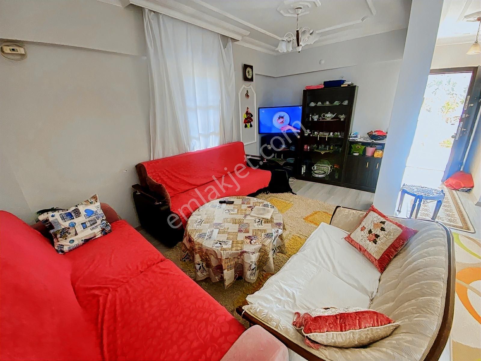 Kuşadası'nda 4+1 (120m2 Özel Bahçe Alanı) Havuzlu Sitede Villa - Görsel 28