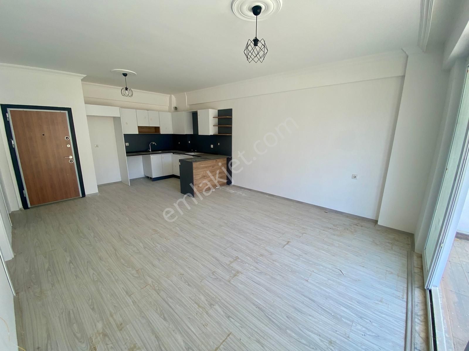 Kuşadası'nda Yatırımlık 1+1 Sıfır Rezidans Daire - Görsel 19