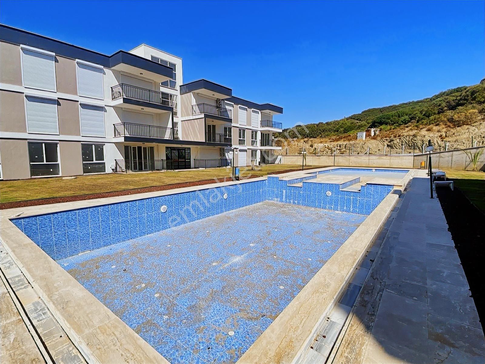 Kuşadası'nda Yatırımlık 1+1 Sıfır Rezidans Daire - Görsel 23