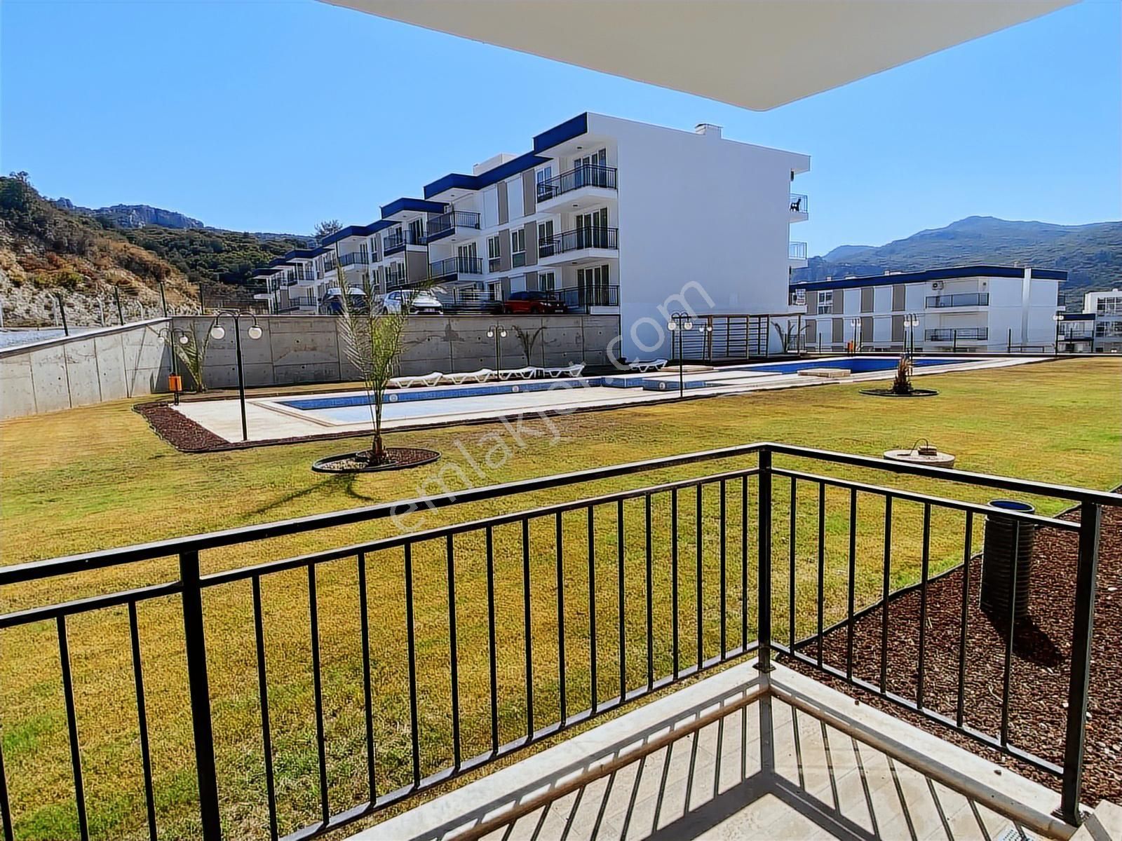 Kuşadası'nda Yatırımlık 1+1 Sıfır Rezidans Daire - Görsel 22