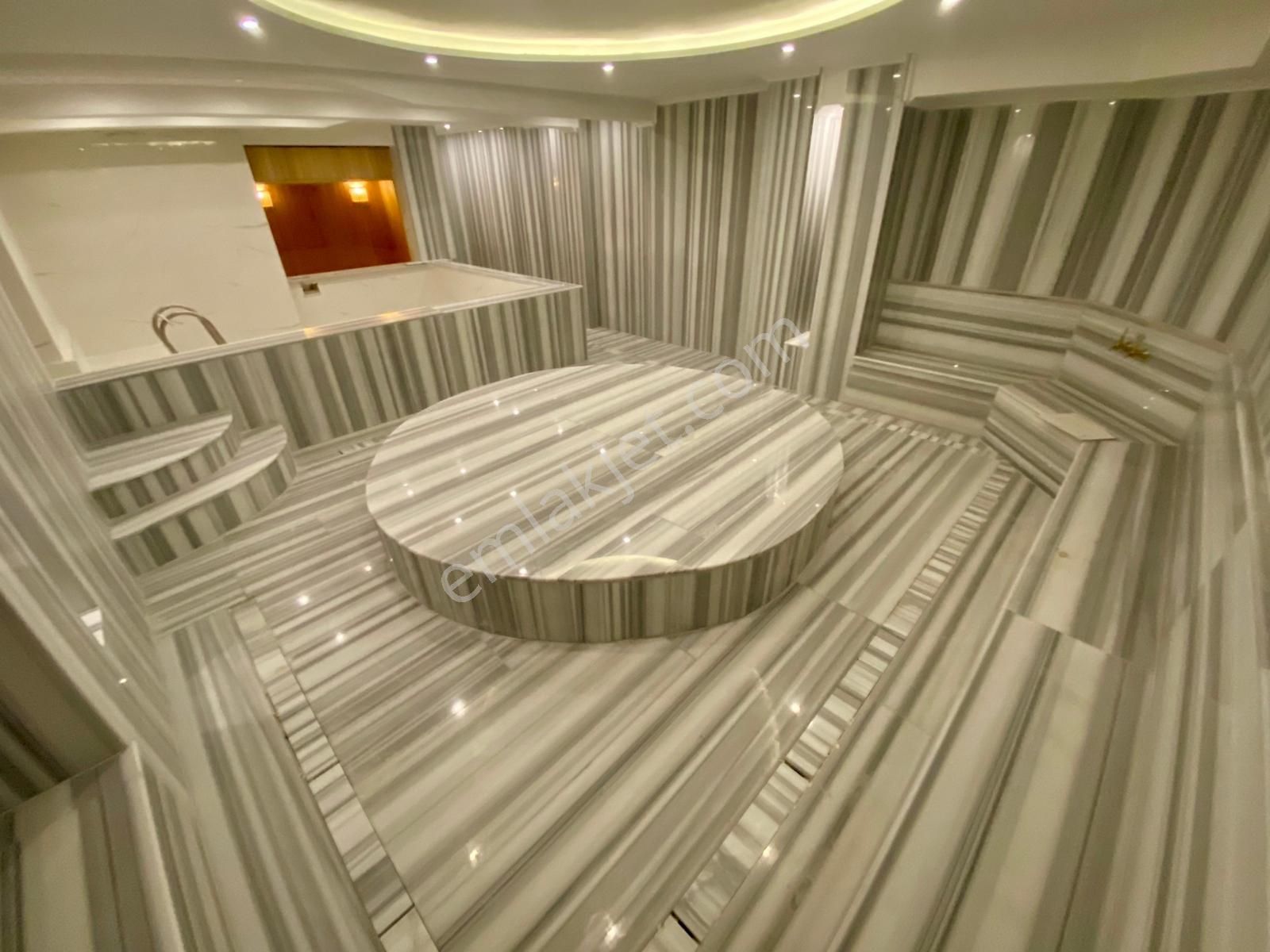 Kuşadası'nın Kalbinde. Ezber Bozan, Sofistike, 3+1 Lüks Rezidans - Görsel 18