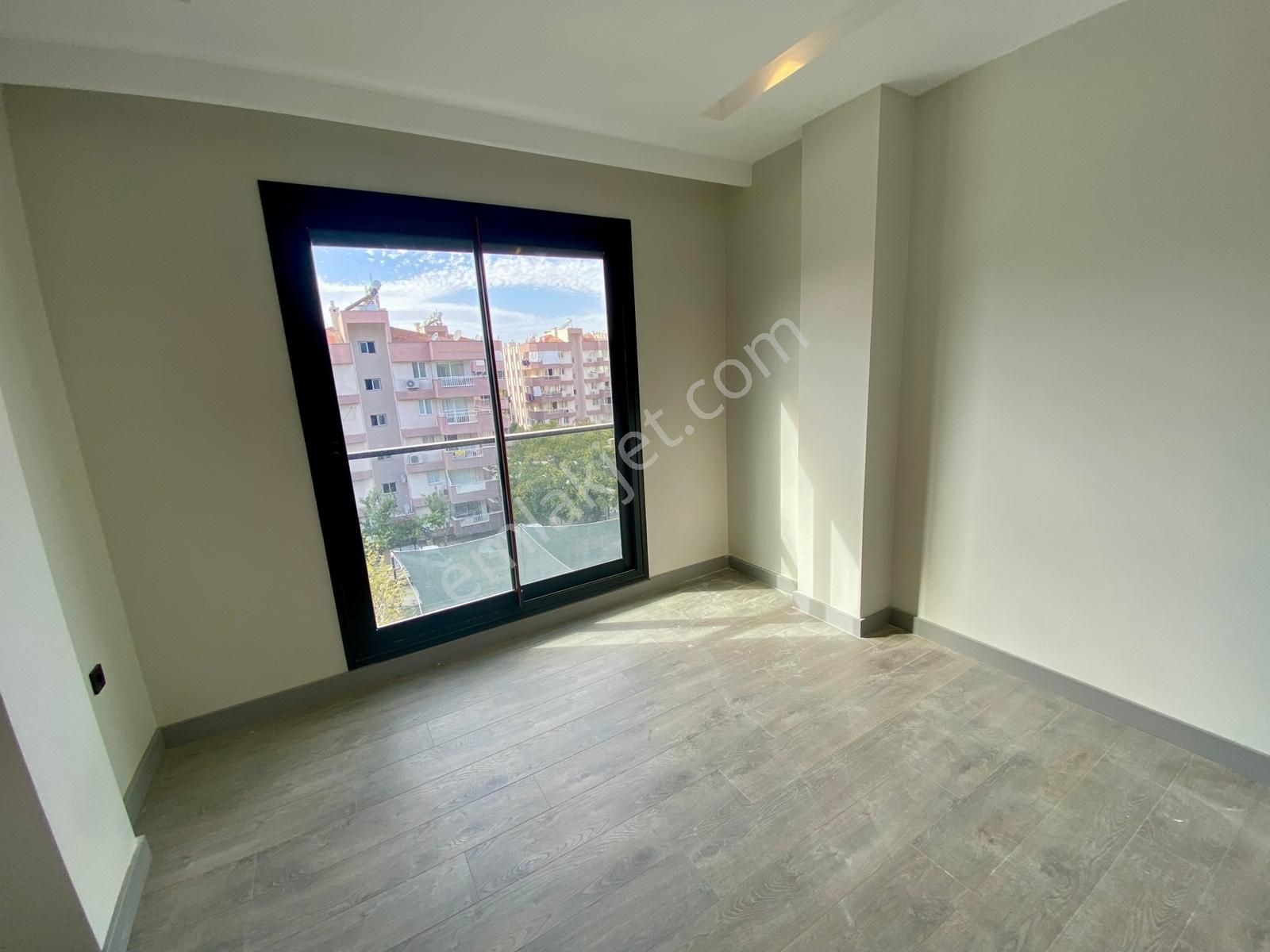 Kuşadası'nın Kalbinde. Ezber Bozan, Sofistike, 3+1 Lüks Rezidans - Görsel 25