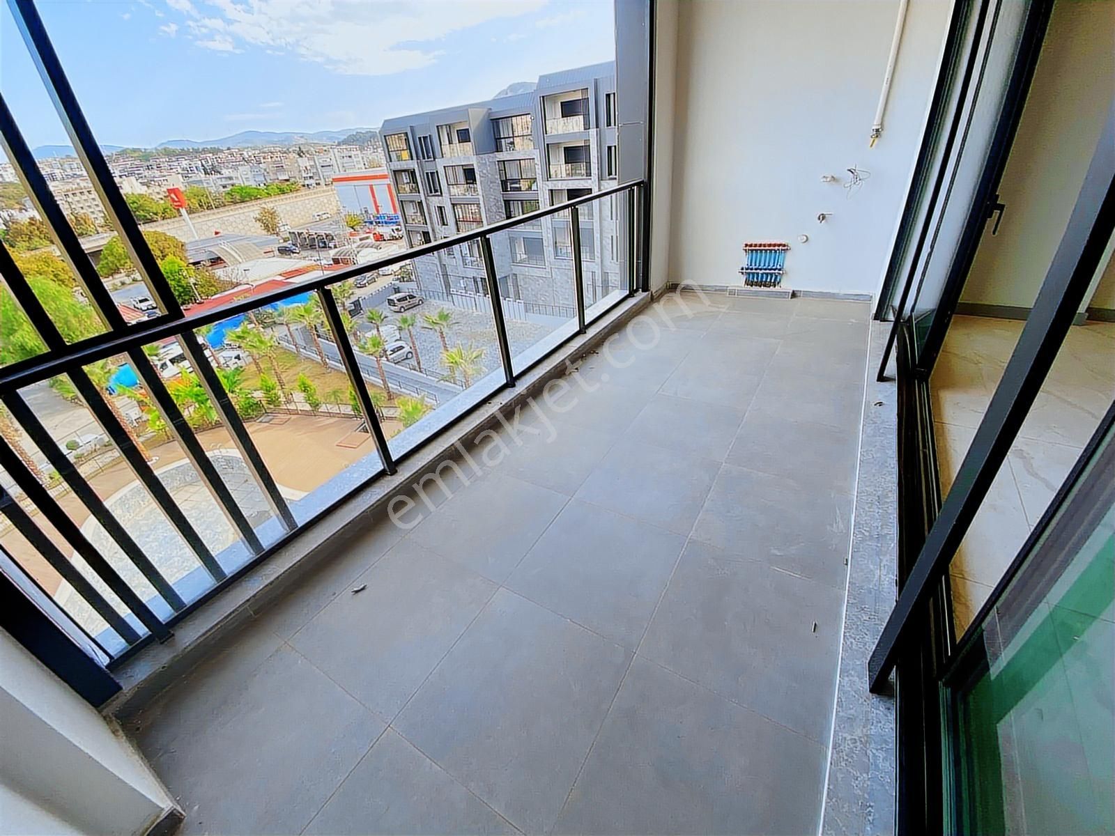 Kuşadası'nın Kalbinde. Ezber Bozan, Sofistike, 3+1 Lüks Rezidans - Görsel 9