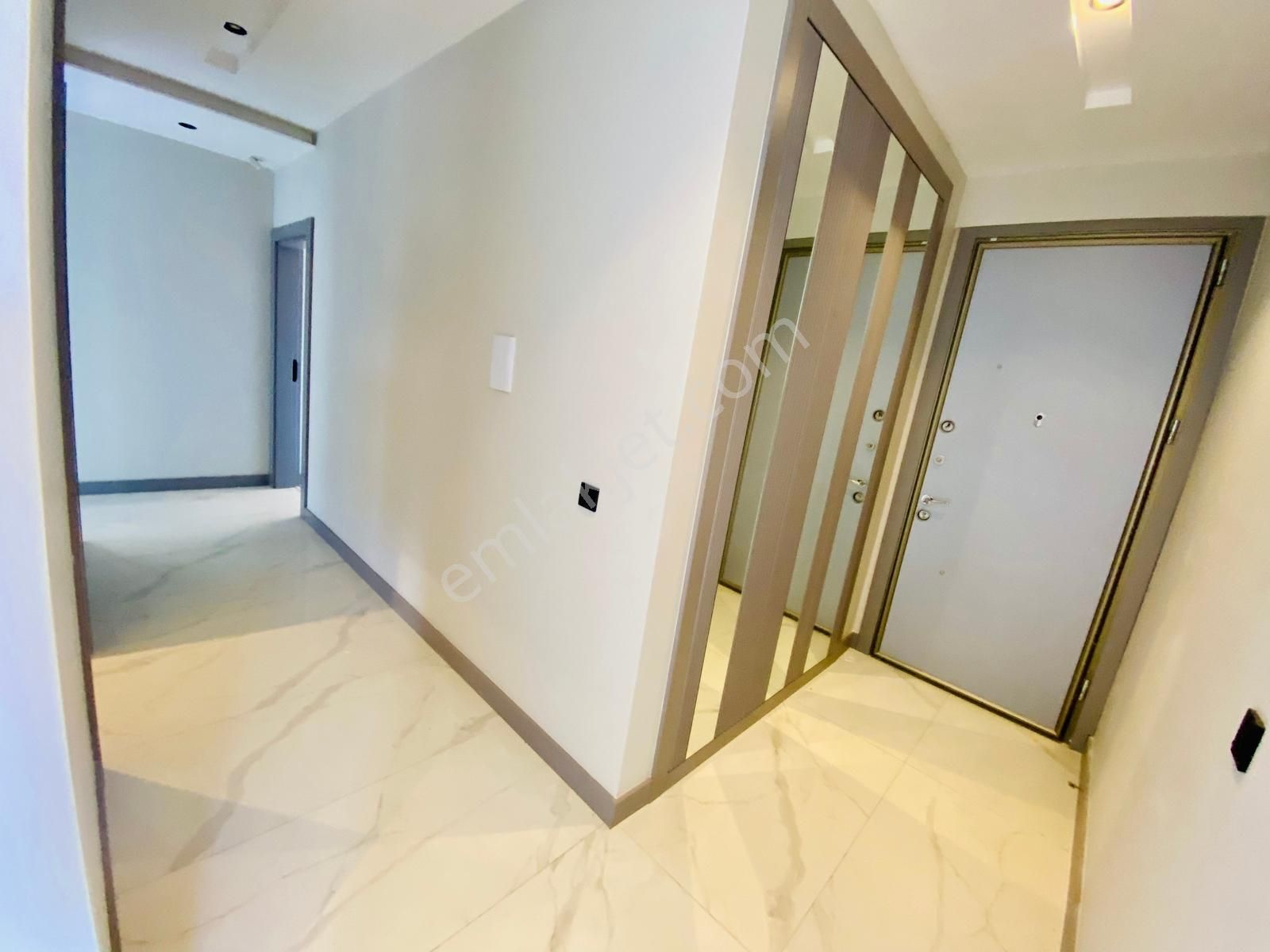 Kuşadası'nın Kalbinde. Ezber Bozan, Sofistike, 3+1 Lüks Rezidans - Görsel 6