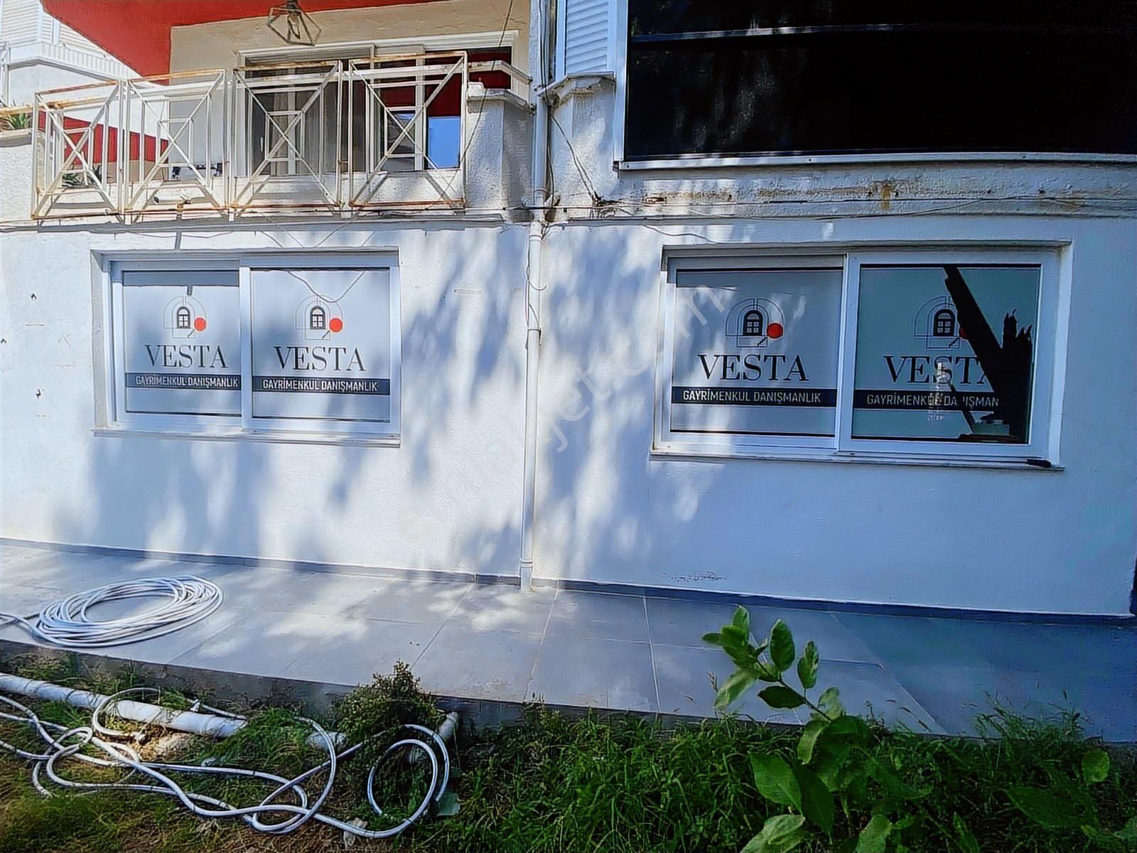 Kuşadası Yat Limanında Fırsat 2+1 Daire Veya Ofis-büro - Görsel 20