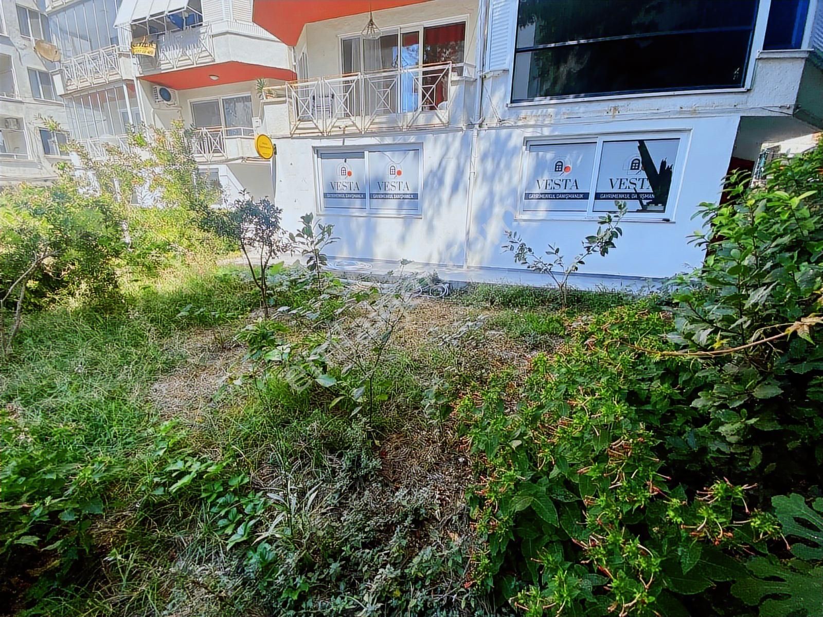 Kuşadası Yat Limanında Fırsat 2+1 Daire Veya Ofis-büro - Görsel 26