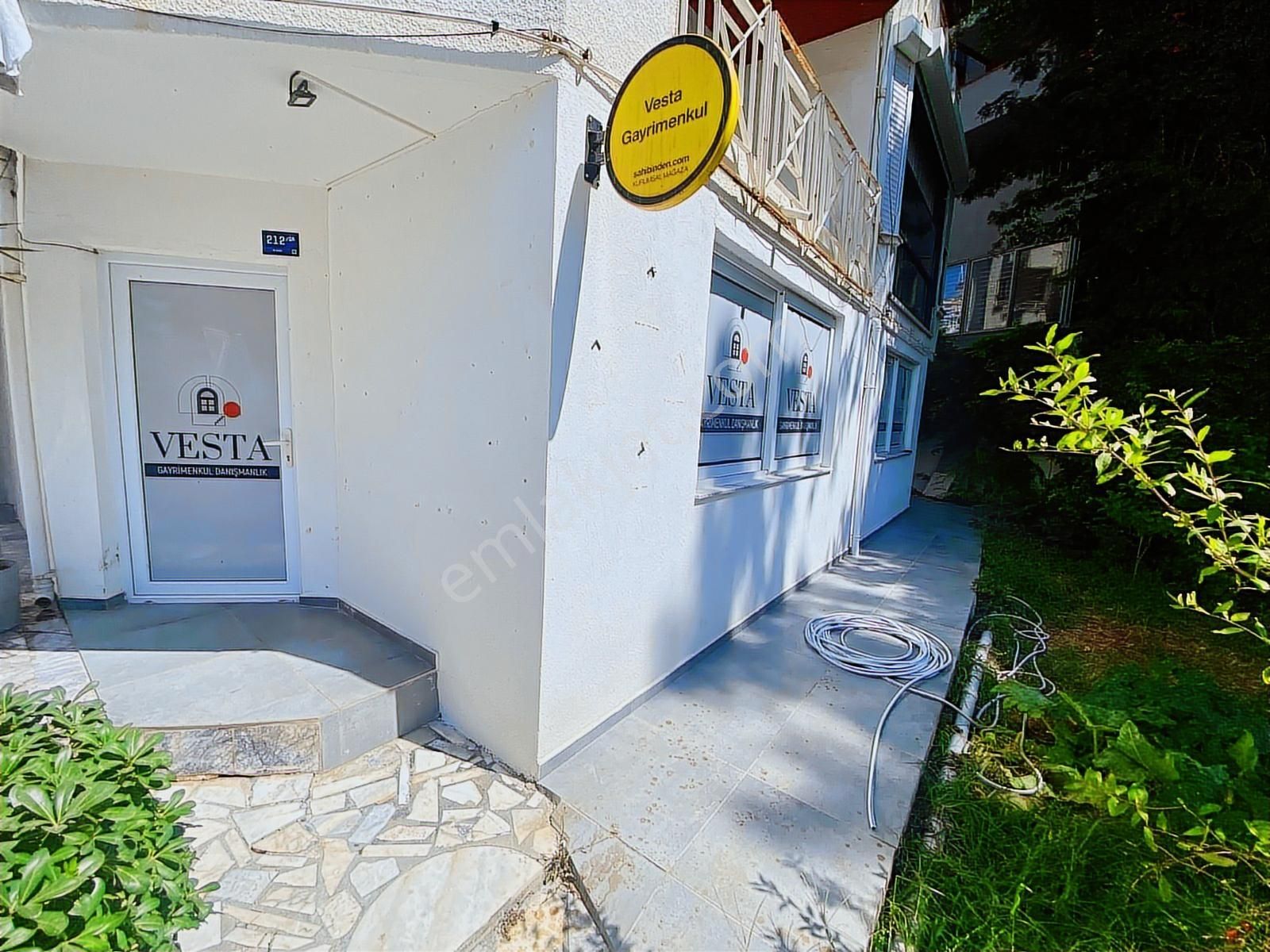 Kuşadası Yat Limanında Fırsat 2+1 Daire Veya Ofis-büro - Görsel 23