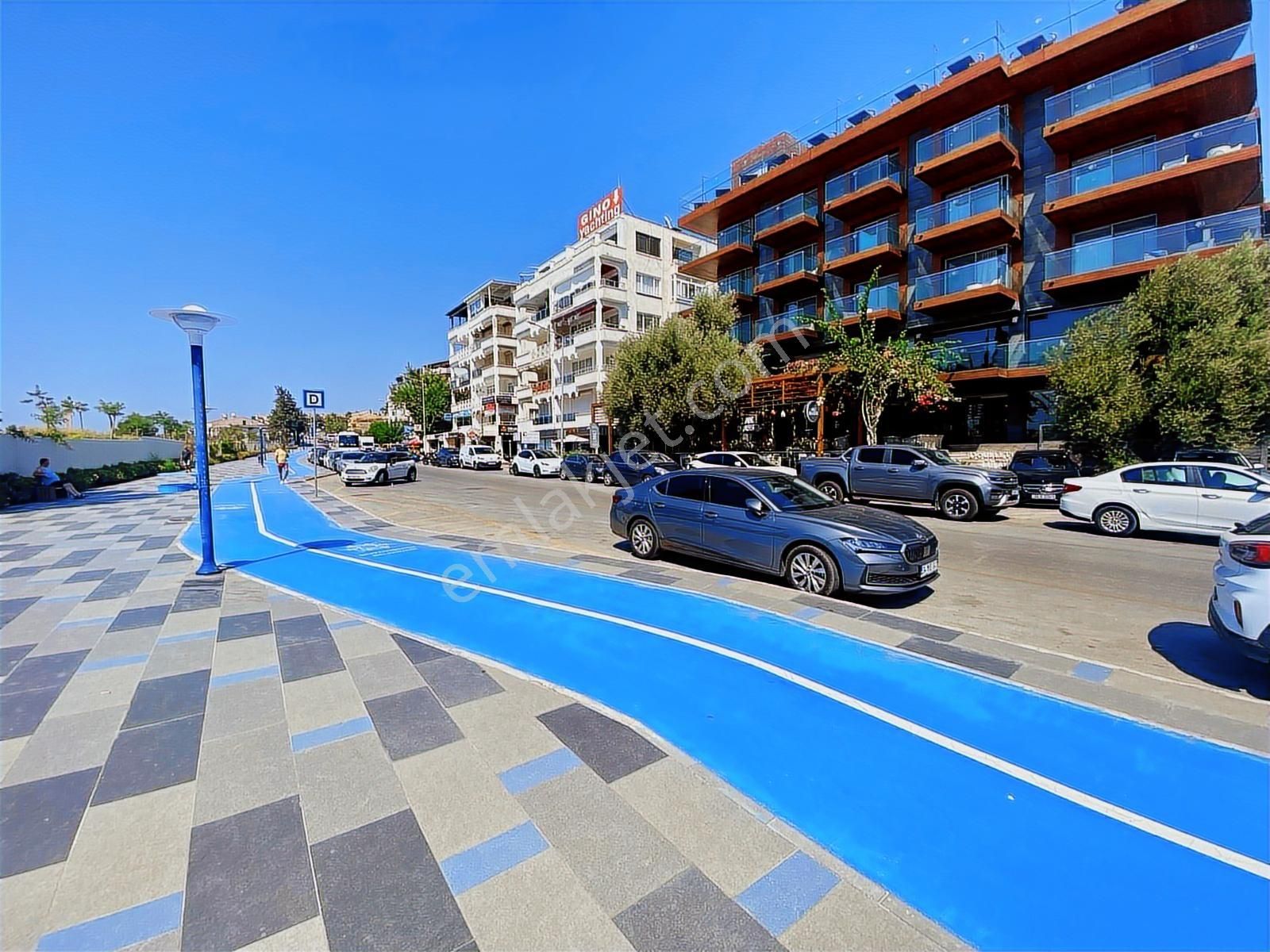 Kuşadası Yat Limanında Fırsat 2+1 Daire Veya Ofis-büro - Görsel 5