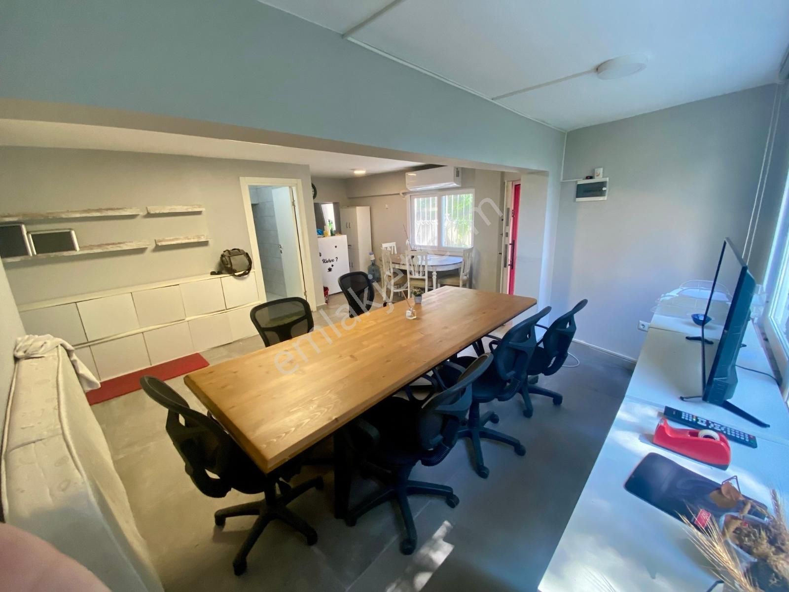 Kuşadası Yat Limanında Fırsat 2+1 Daire Veya Ofis-büro - Görsel 27