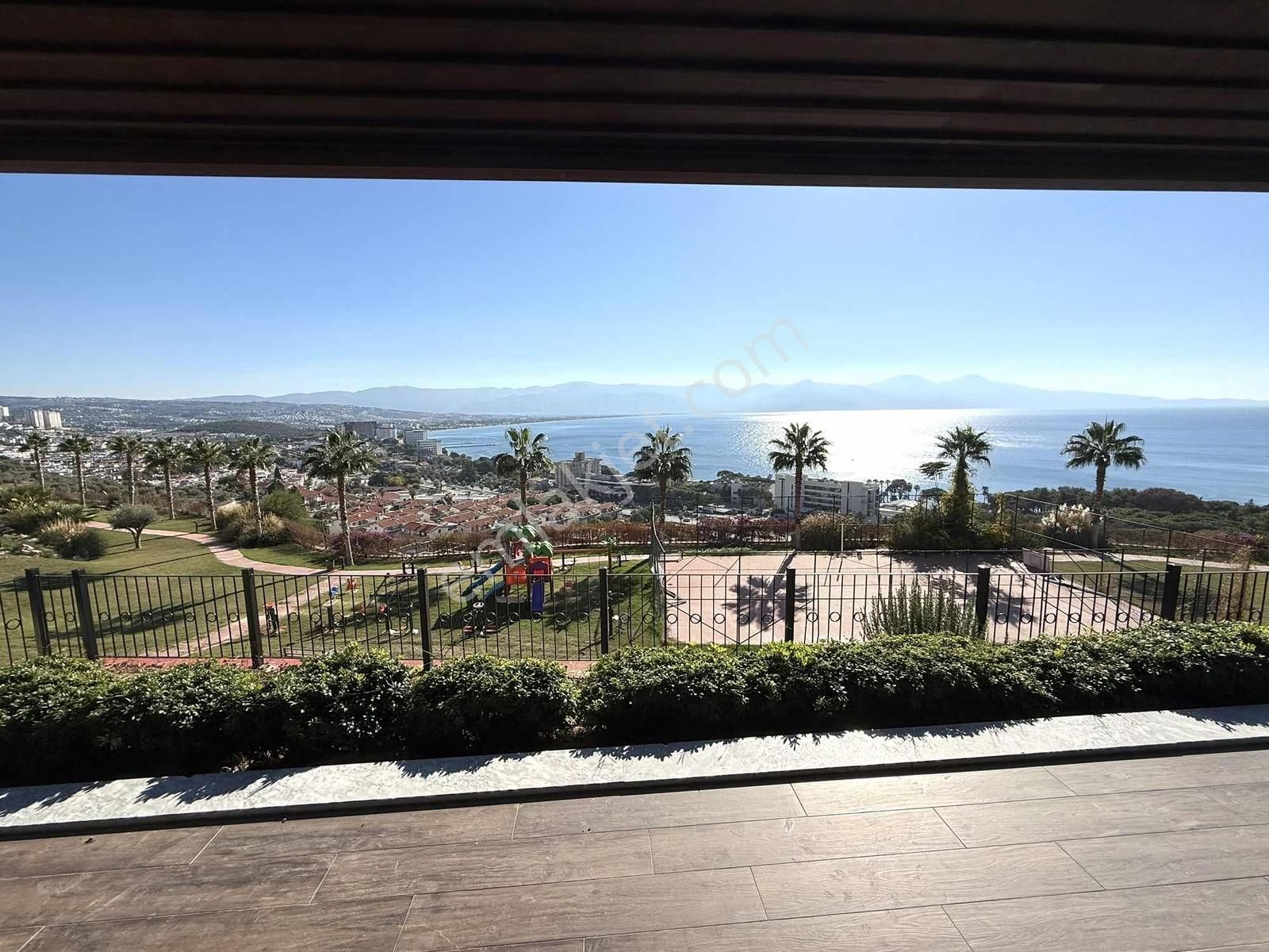 Kuşadası Vista Marine Ön Sırada Satılık Bahçe Katı - Görsel 25