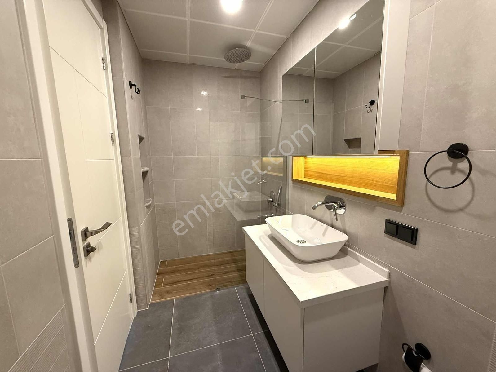 Kuşadası Vista Marine Ön Sırada Satılık Bahçe Katı - Görsel 13