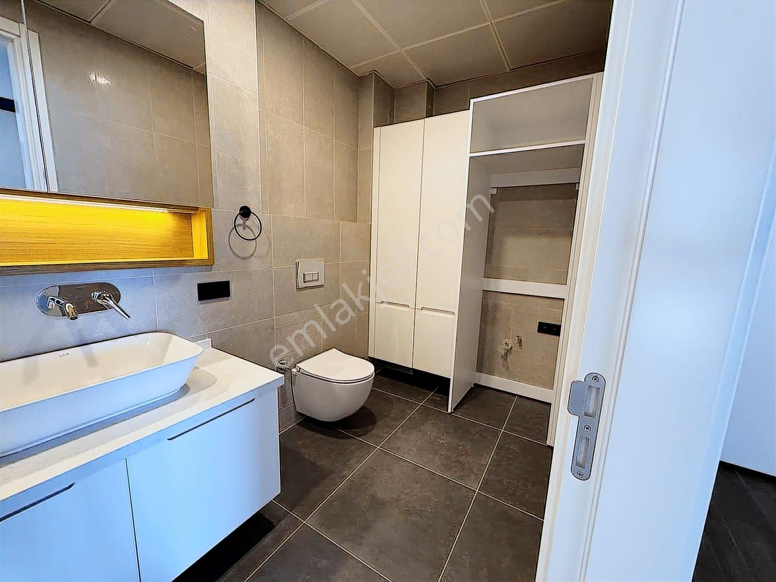 Kuşadası Vista Marine Ön Sırada Satılık Bahçe Katı - Görsel 4