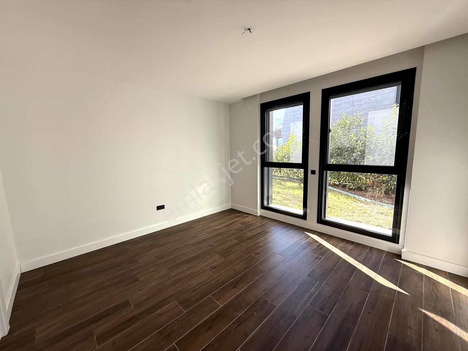 Kuşadası Vista Marine Ön Sırada Satılık Bahçe Katı - Görsel 20