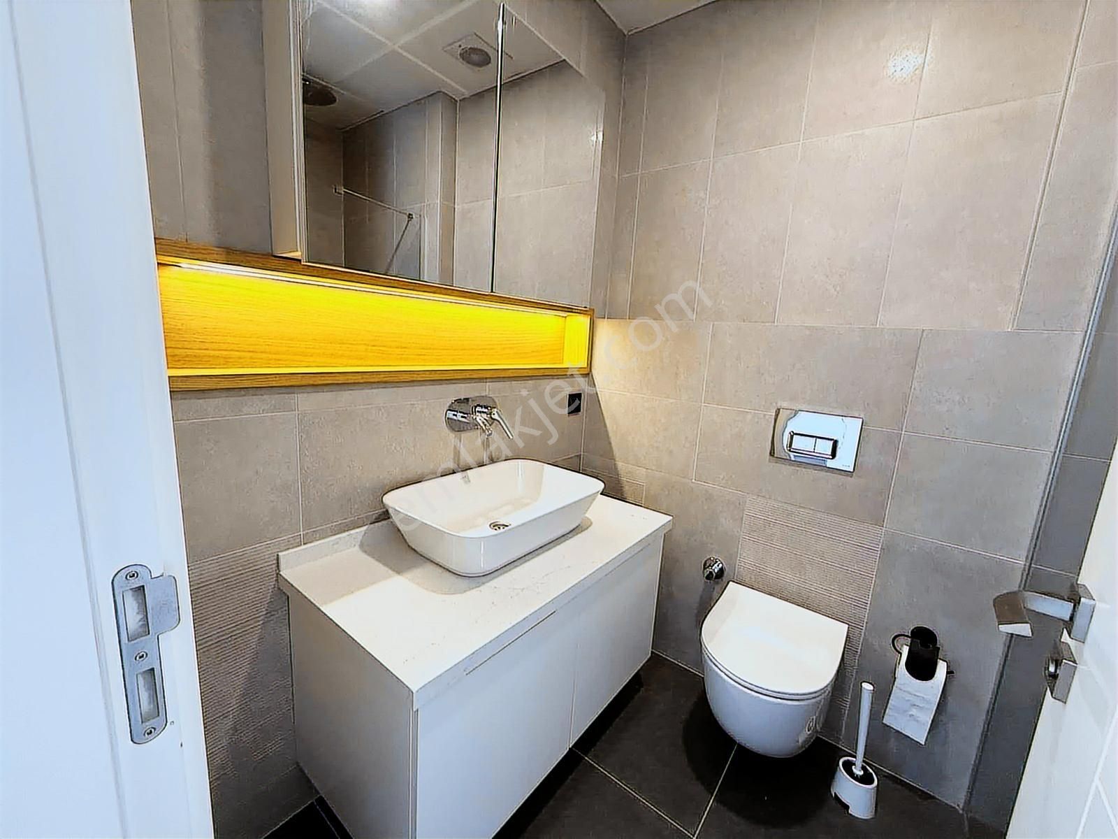 Kuşadası Vista Marine Ön Sırada Satılık Bahçe Katı - Görsel 11