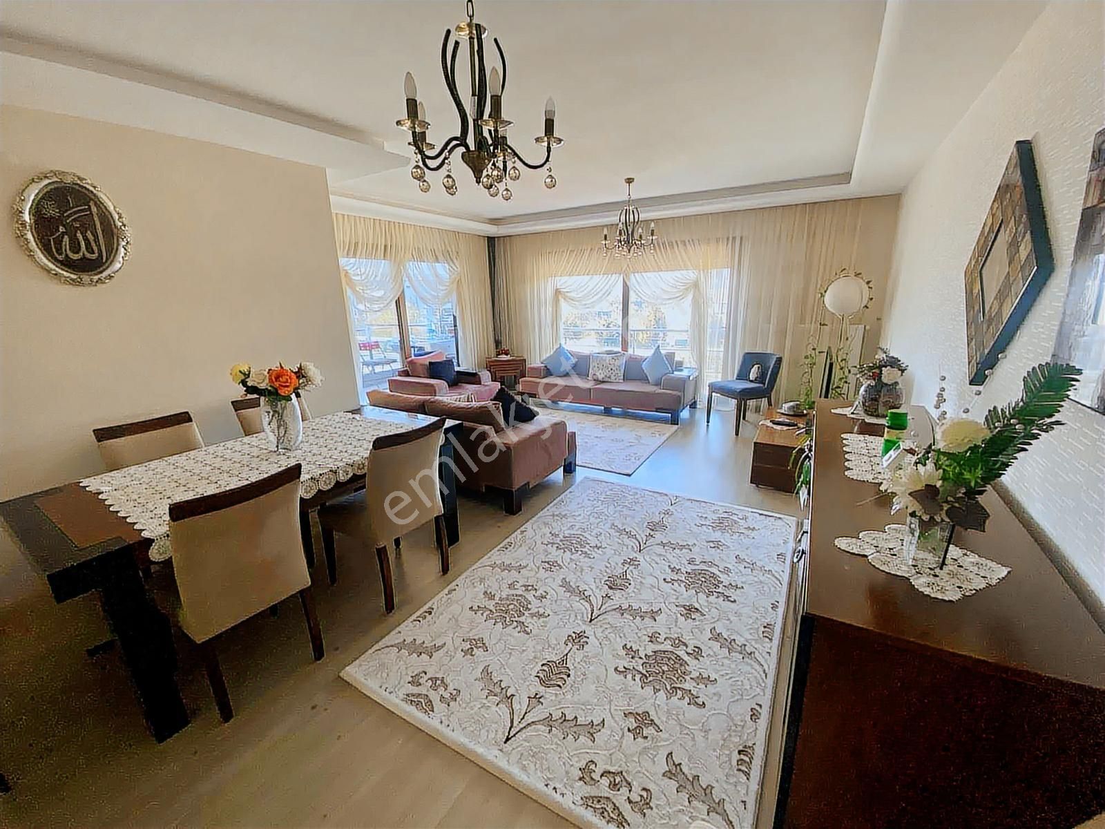 İzmir Yelki'de Güzelbahçe'ye 1km Ana Caddede 3+1 Fırsat Daire - Görsel 18