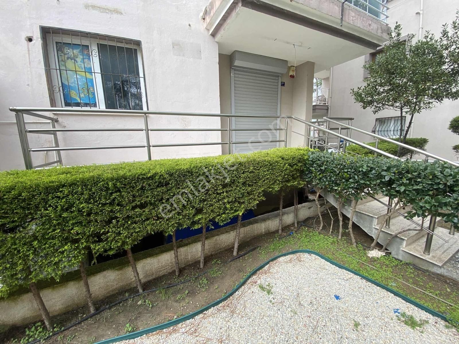 Kuşadası'nda 5+2 300m2 Deniz Manzaralı Havuzlu Bahçe Dubleksi - Görsel 33