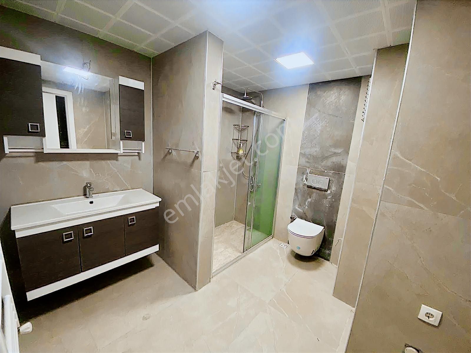 Kuşadası'nda 300m2 5+2 Deniz Manzaralı Havuzlu Dubleks Rezidans - Görsel 33