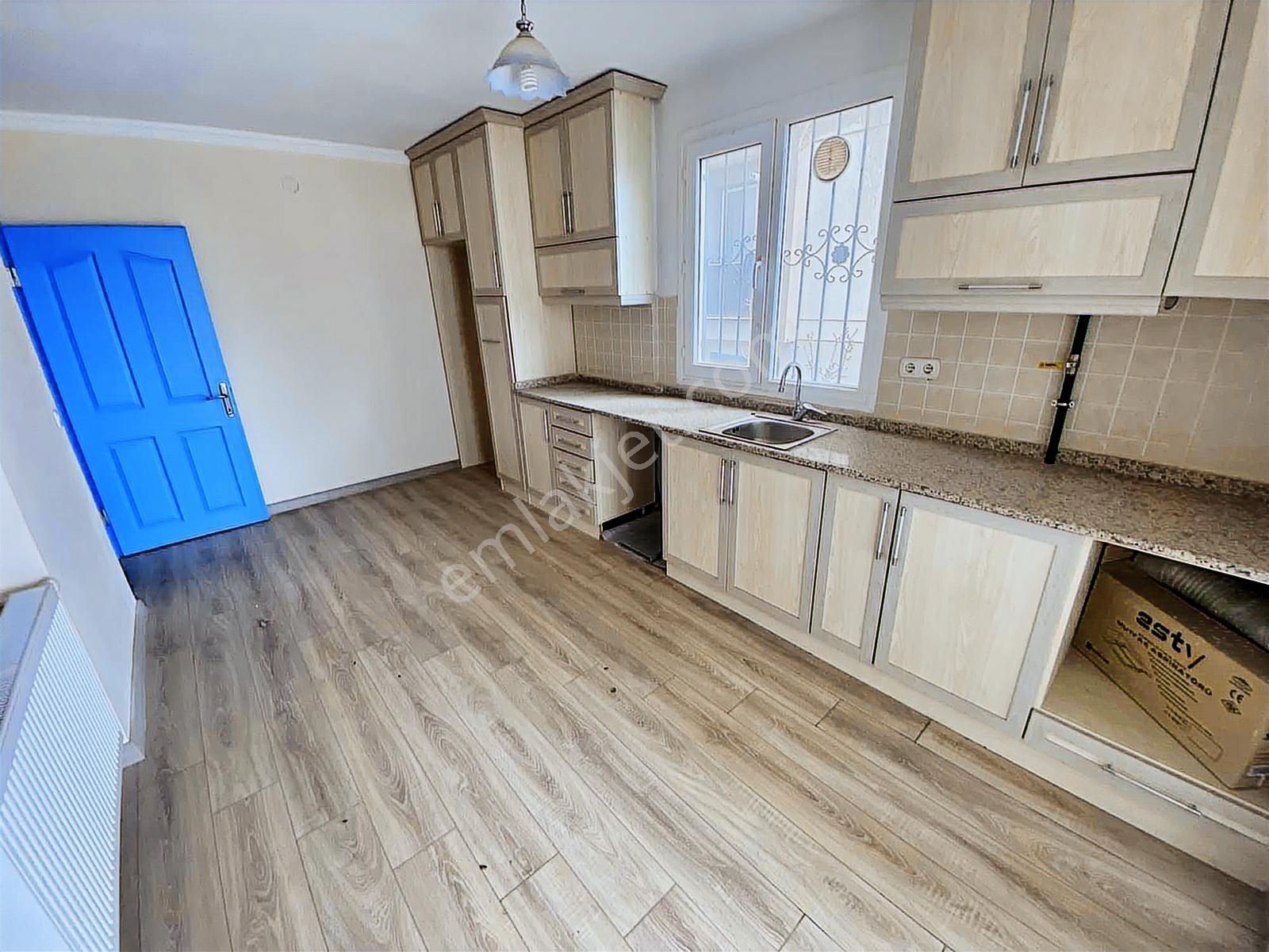 Kuşadası'nda 300m2 5+2 Deniz Manzaralı Havuzlu Dubleks Rezidans - Görsel 16