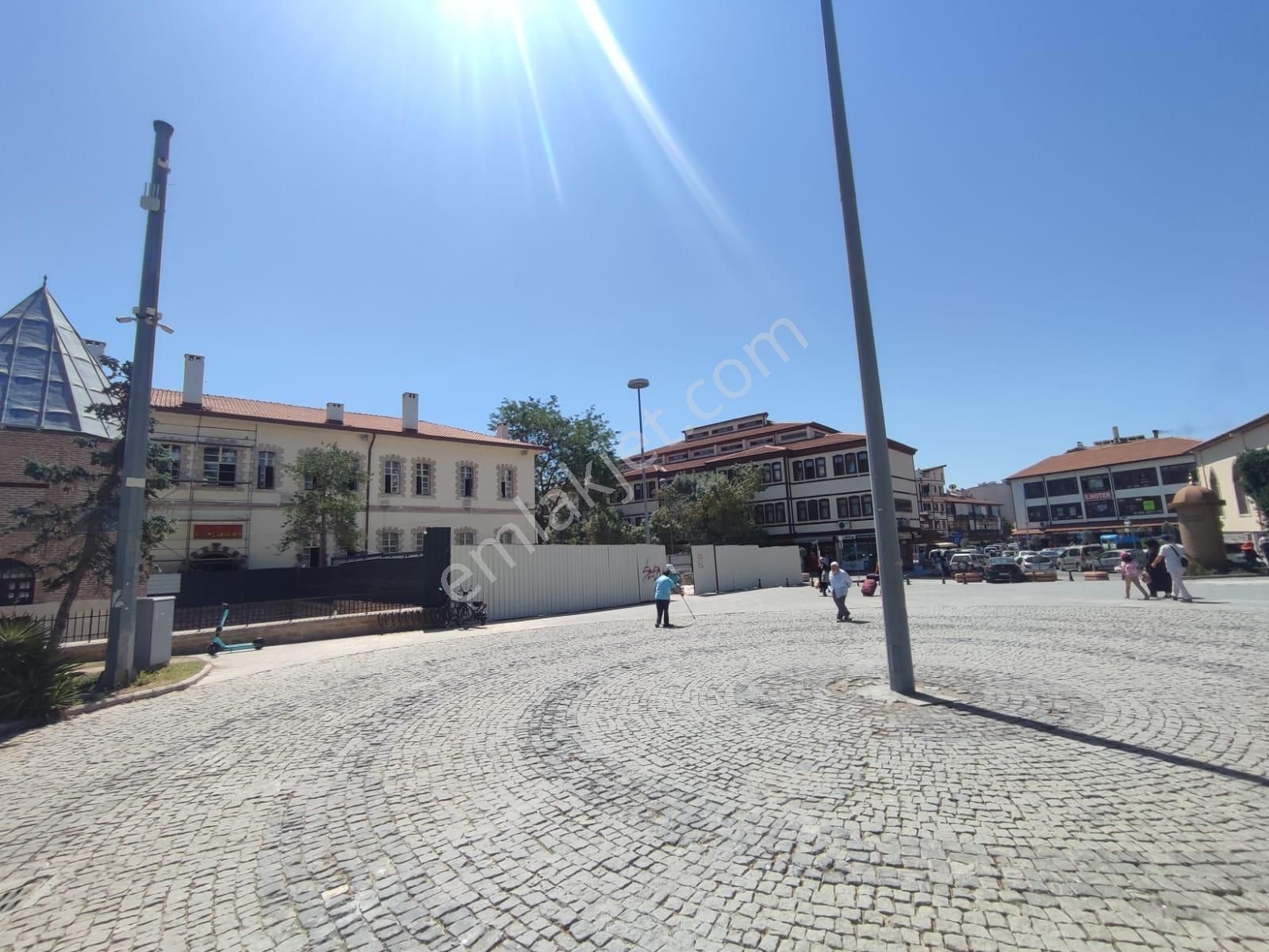 Ulusoy İş Merkezin’de Satılık Dükkan - Görsel 16