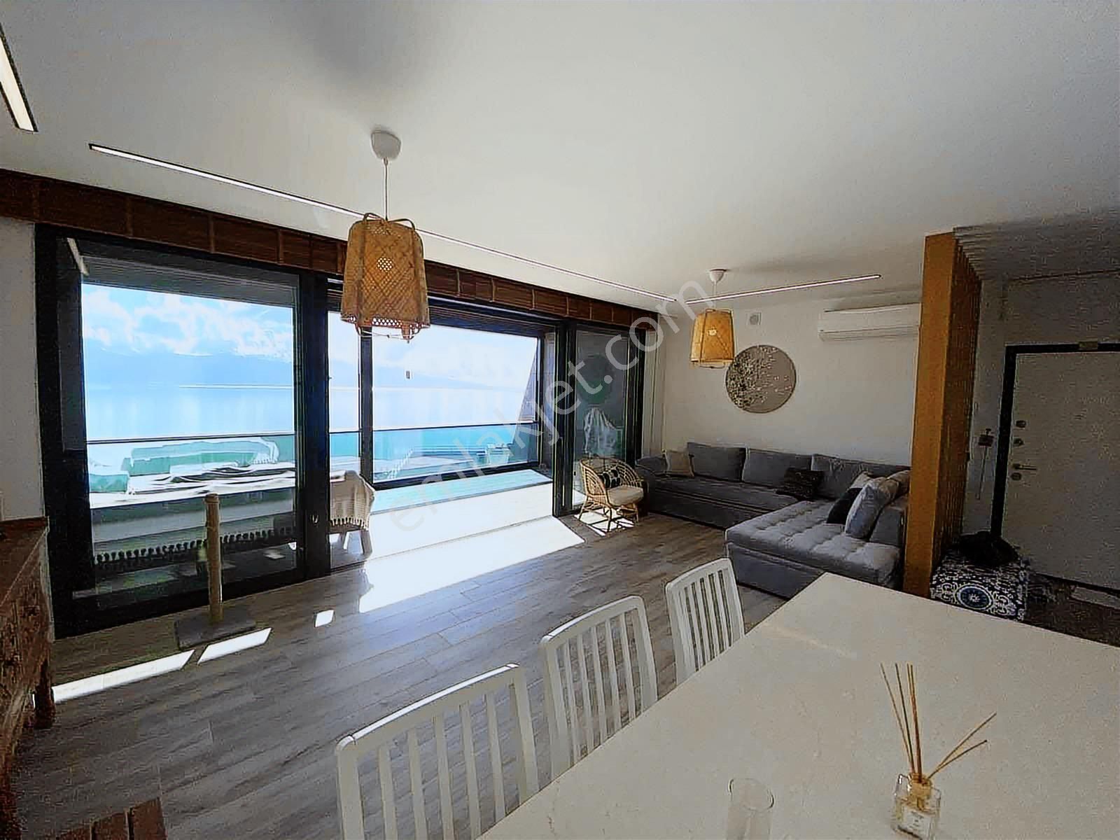 Kuşadası Vista Marin Sitesinde Full Manzaralı Satılık 2+1 - Görsel 19