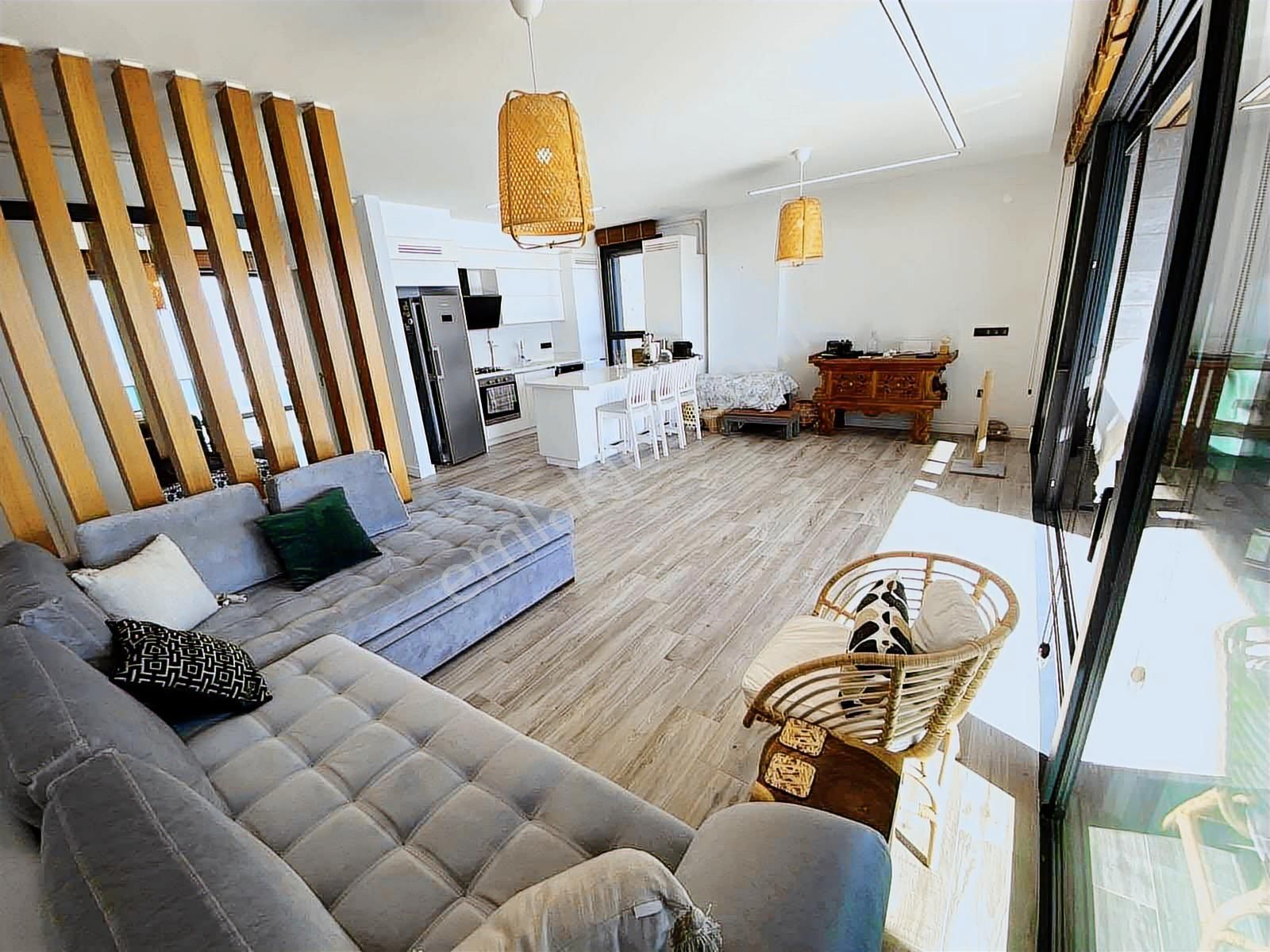 Kuşadası Vista Marin Sitesinde Full Manzaralı Satılık 2+1 - Görsel 9