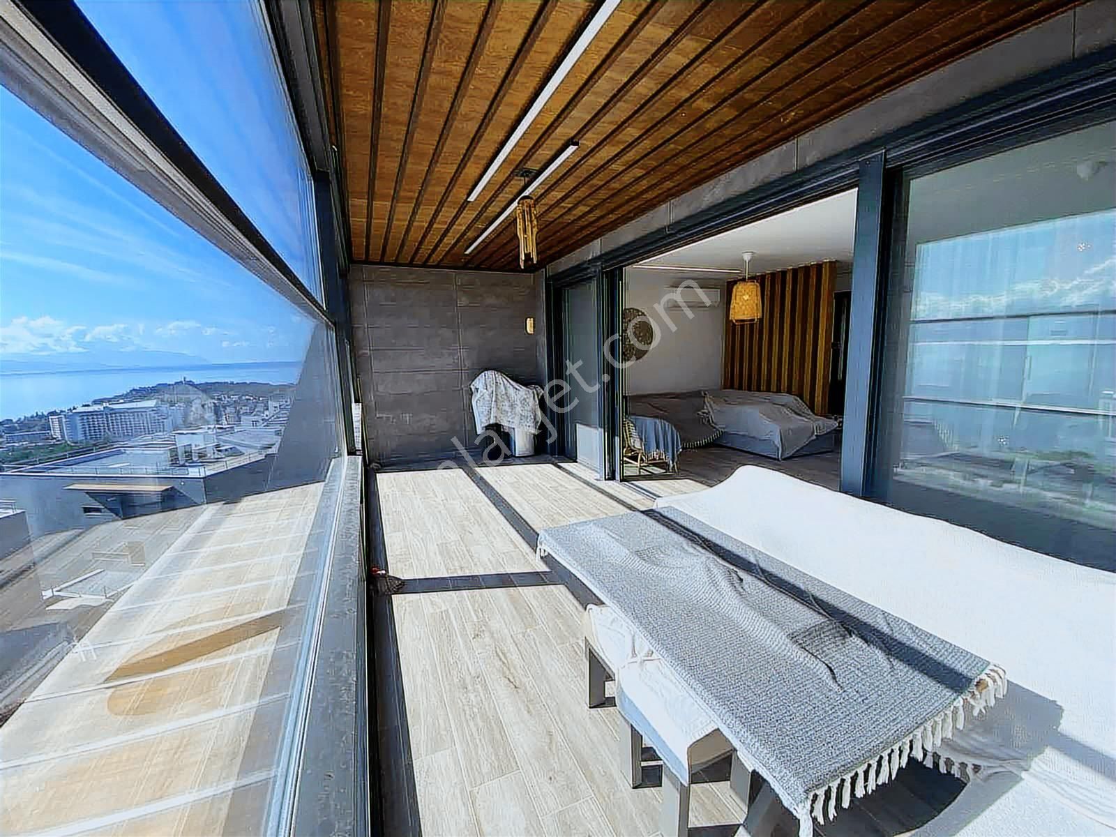 Kuşadası Vista Marin Sitesinde Full Manzaralı Satılık 2+1 - Görsel 20