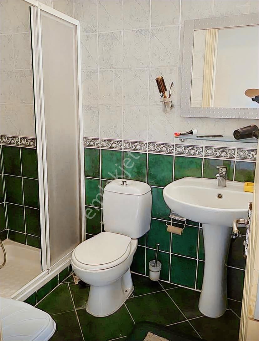 Kuşadası'nda Denize 40metre Havuzlu Sitede 4+1 Tripleks Villa - Görsel 13