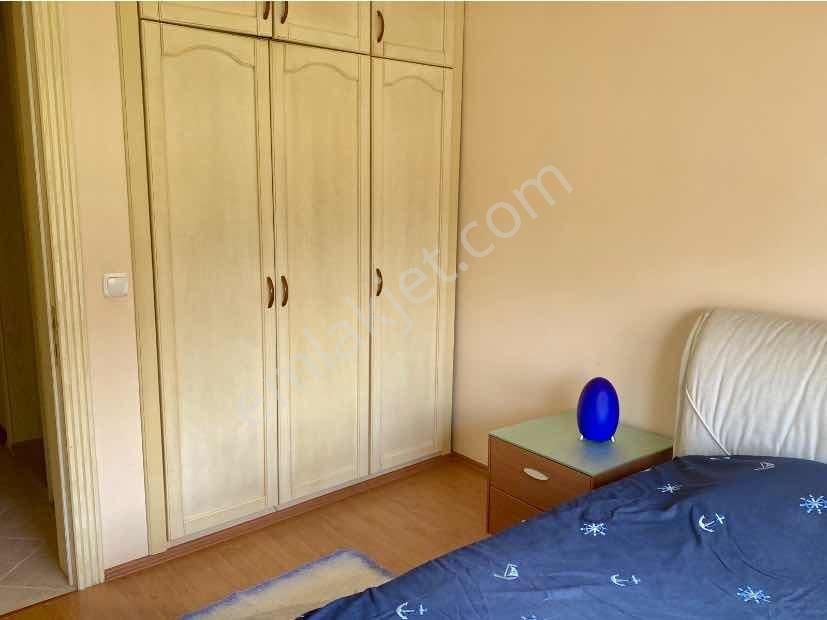 Kuşadası'nda Denize 40metre Havuzlu Sitede 4+1 Tripleks Villa - Görsel 5