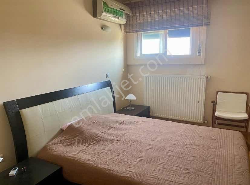 Kuşadası'nda Denize 40metre Havuzlu Sitede 4+1 Tripleks Villa - Görsel 30