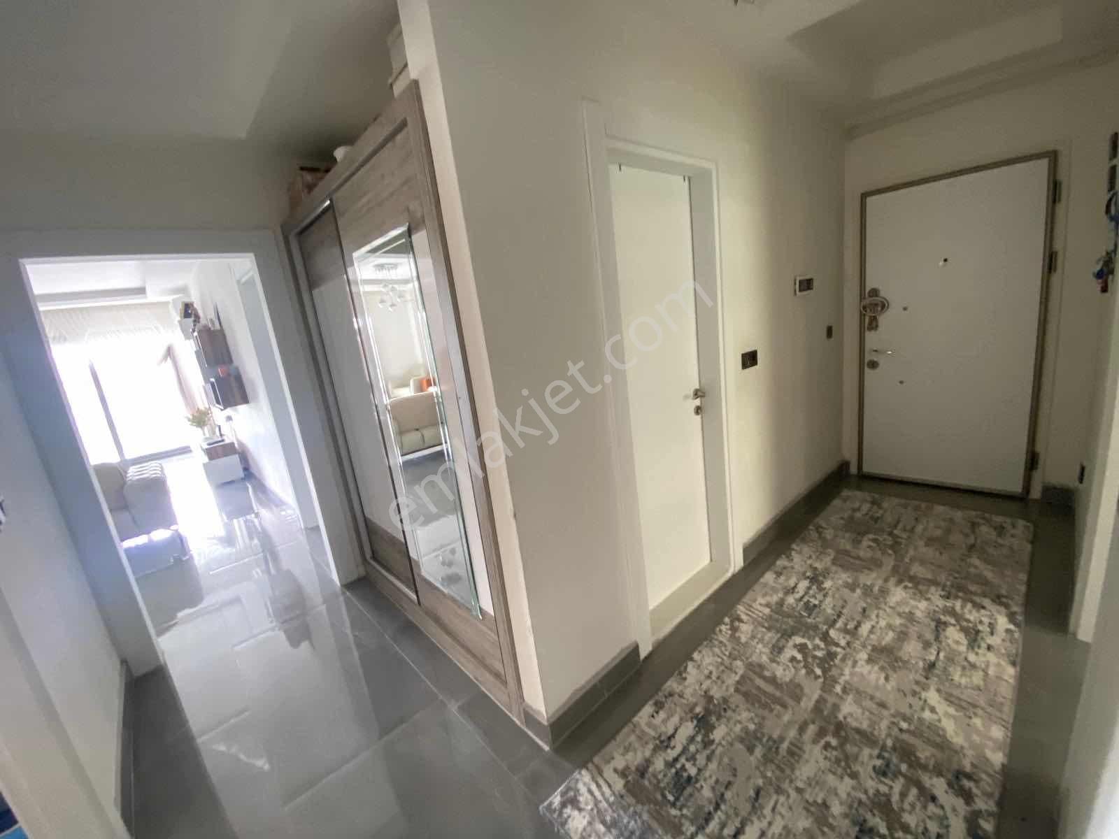 Kuşadası Bemka Loca Da Deniz Manzaralı 3+1 - Görsel 12