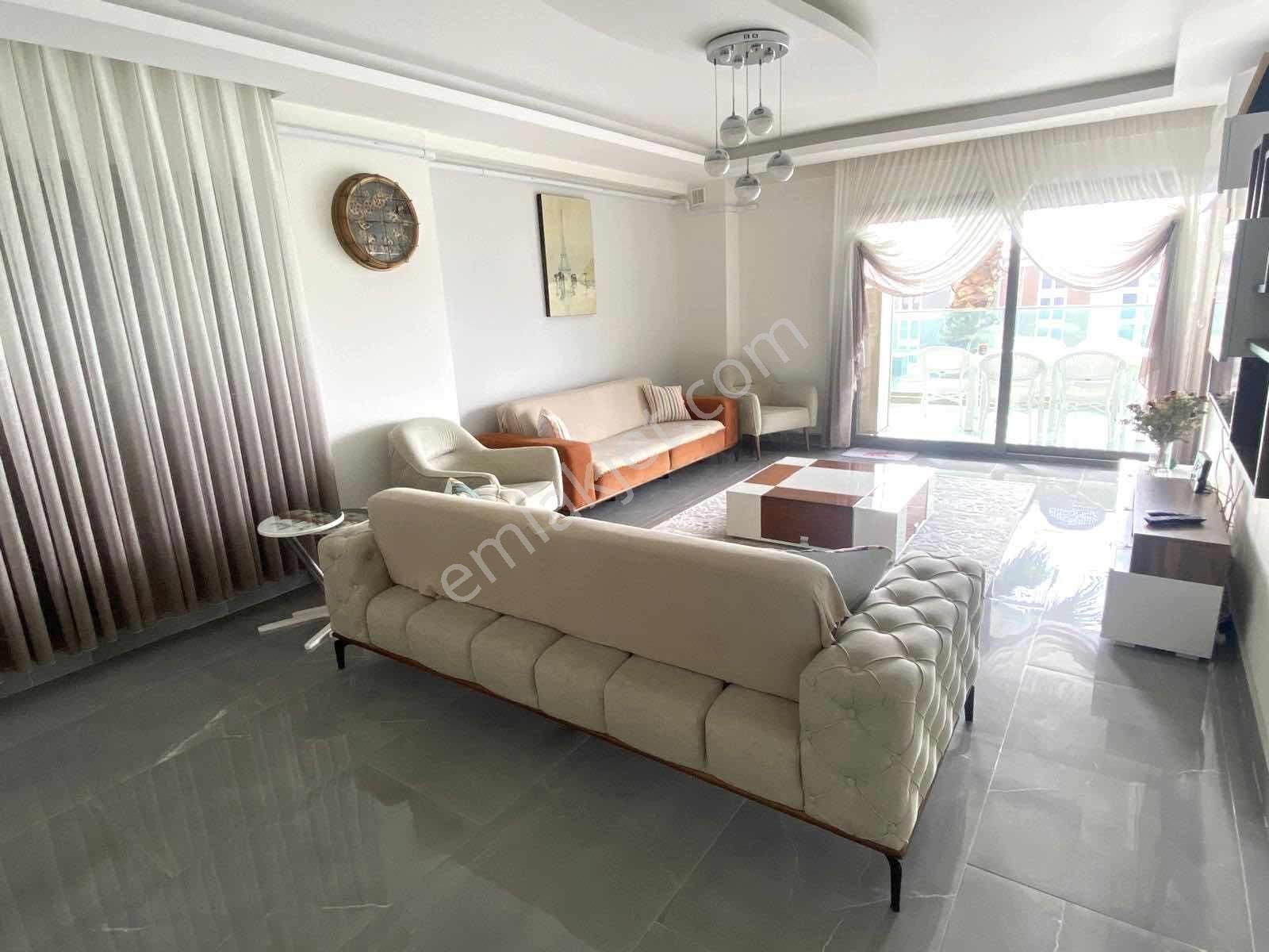 Kuşadası Bemka Loca Da Deniz Manzaralı 3+1 - Görsel 20