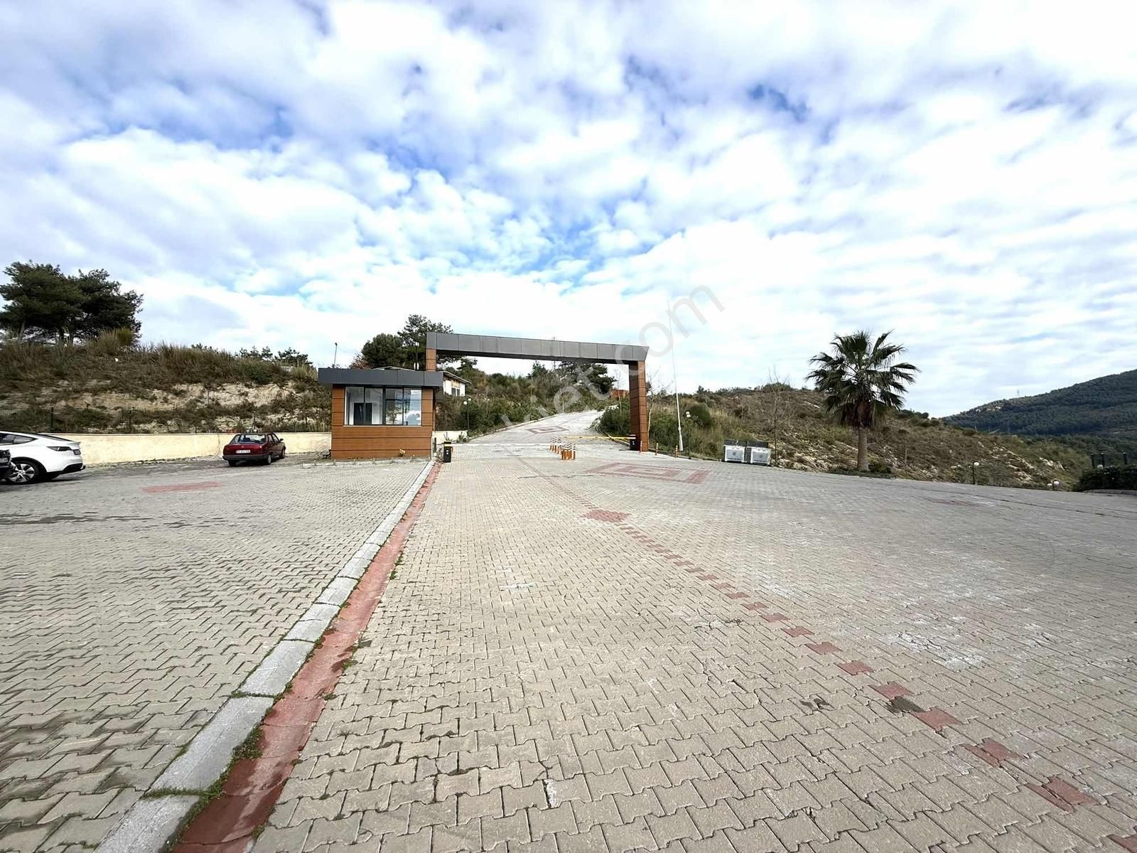 Kuşadası Eşin Golf Sitesinde Satılık 1+1 - Görsel 12